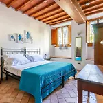 Apartment Servi Ground Floor